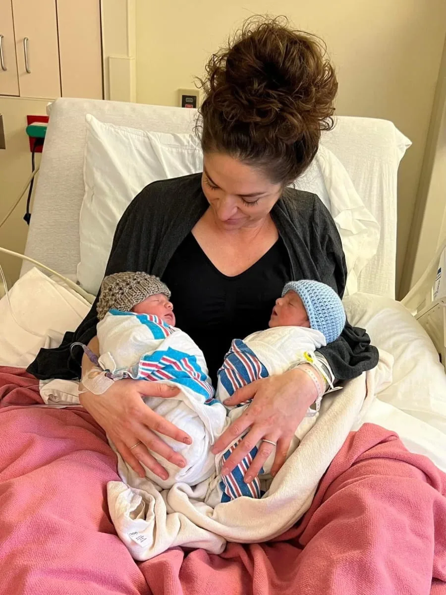 Jeff and Molly Welcomed Identical Twin Boys Jeff and Molly Welcomed Identical Twin Boys